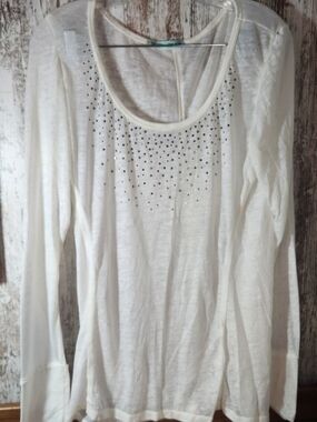 Maurices Ivory White Long Sleeve Scoop Neck Top with Stud Detail Lightweight